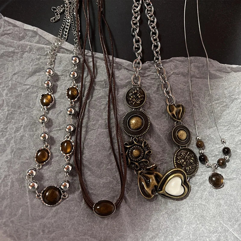 Vintage Leather Brown Stone Pendant Necklace Stacking Choker Temperament Clavicle Chain for Women Girl Autumn Winter Necklace