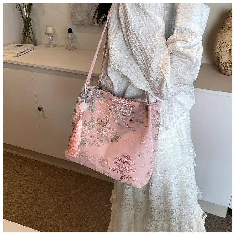 New Chinese Style Retro Bag 2025 New Models Silk Jacquard Fashionable Minimalist Bag Single Shoulder Diagonal Cross Women's Bag