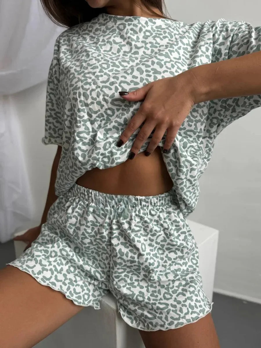 Women's Fashion Models Leopard Print Sexy Hottie Round Neck Short Sleeve Shorts Suit Pyjamas Homewear